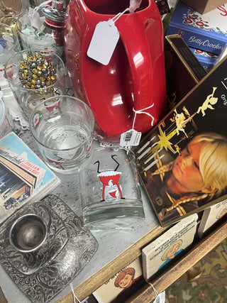 MHB Rocks G He Sees You/Santa - New