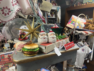 A-OWC Cheeseburger Ornament-New