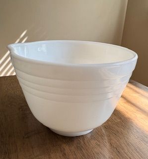 Vintage Pyrex Mixing Bowl