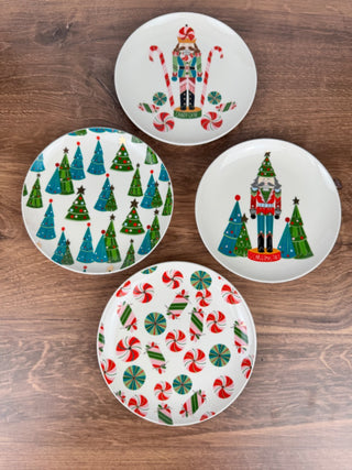 6" Stoneware Plate with Nutcracker & Candy