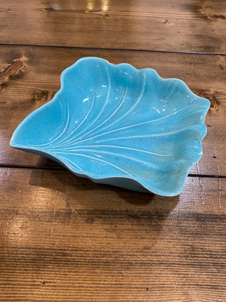 California Pottery 600 Leaf Dish