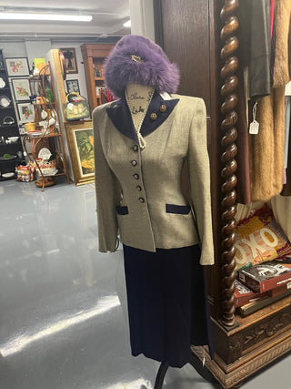 VTG Youthcraft Navy Plaid Jacket + 2 Lapel Brooches