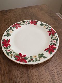 Gibson Poinsettia Holiday Plate
