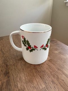 Christmas Holly Mug