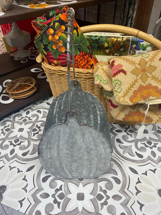 Galvanized Pumpkin Pail w/Handle