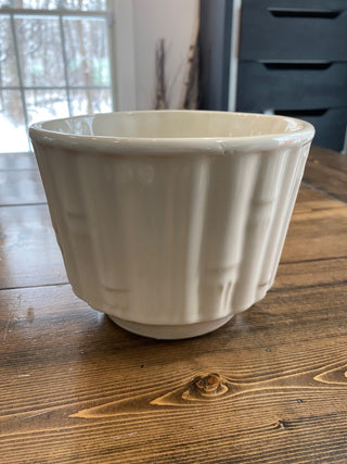 McCoy USA 0376 Bamboo Style Planter