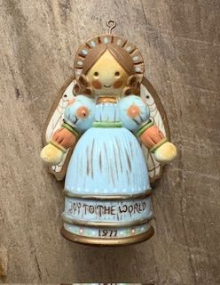Hallmark 1977 Oranament