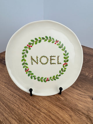 Noel Whimsical Botanical Appetizer Plate, Melamine 7"