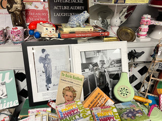 Retro B/W Kitchen Hair Salon Sexy '50s Gal + Cooking