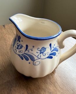 Larkspur Blue Heinrich Creamer