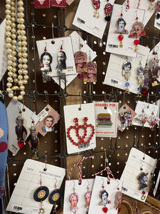 Red Rhinestone Heart Earrings (MC) - New