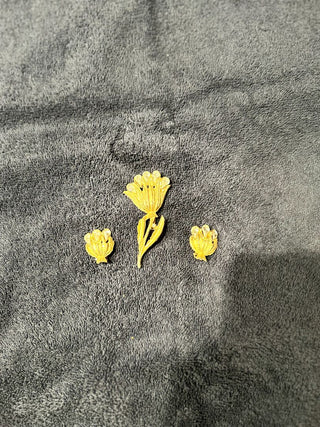 Goldtone Brooch & Earrings (Set)