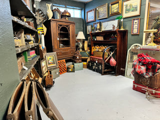 Shop Relic Refurbishing at Jackson Square Mall - antique mall in La Grange, IL