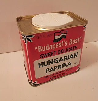 Hungarian paprika tin