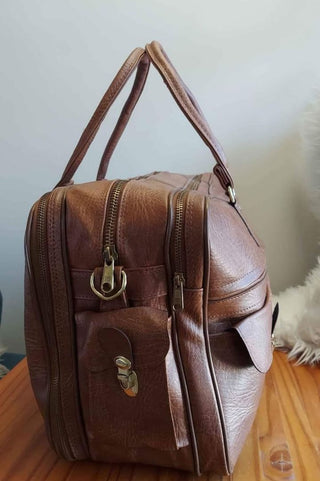 1970s Three Star Faux Leather Weekend Duffle Luggage Bag, made in Korea AS-IS