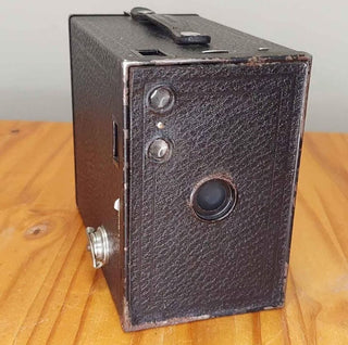 Antique 1920s No.2A Brownie Model "C" box camera by Eastman Kodak Company (As-Is)