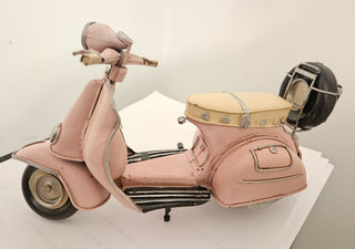 Retro Metal Model Vespa Scooter