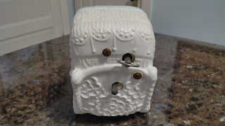 Vntg Lefton Bassinet Planter / Music Box Works