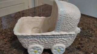 Vntg Lefton Bassinet Planter / Music Box Works