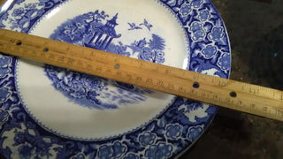 Set of 4 England Blue & White plates 10"