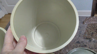 Set Of 3 Nesting Canisters With Lids Olive Green Kitchen Plastic Retro 1970's