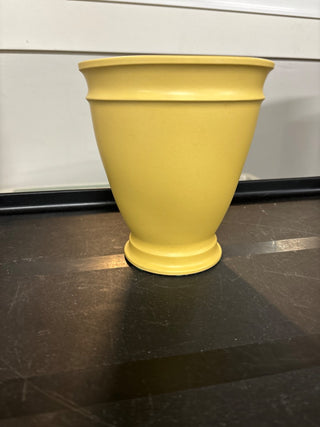 Pottery/vase