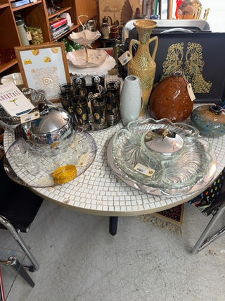 Vintage,Mcm round, mosaic tile dinning table