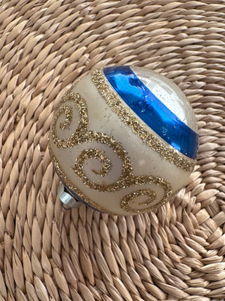 Gold/blue ornament