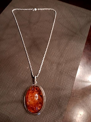 AmberSS Necklace