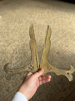 Large brass easel 2pc