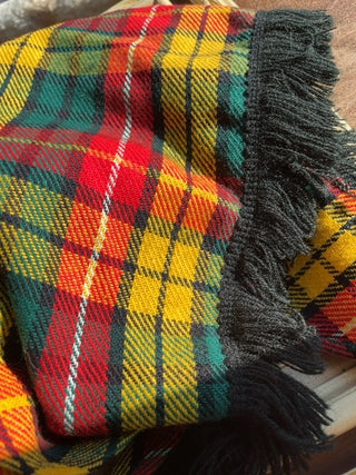 Plaid triangle shawl w/ fringe