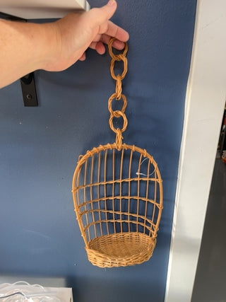 Wicker basket hanging shelf
