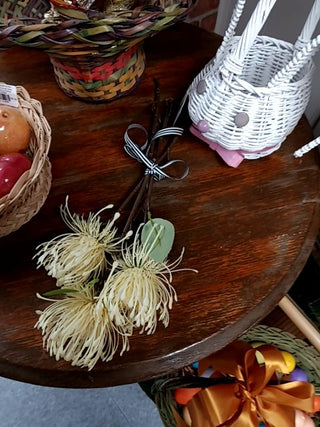 3p Faux Spider Mum