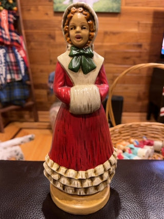 MCM caroler woman Japan