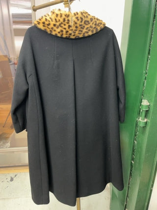 Wunderbar wool and fur collar coat, double breasted