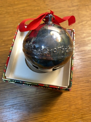 Wallace 1979 Silver Bell