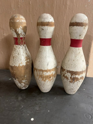 Wood bowling pins