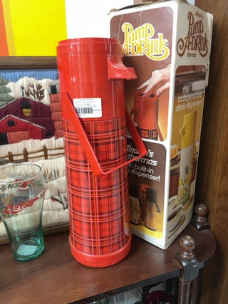 Aladdin’s Pump A Drink Thermos Insulated Dispenser 1 Qt Red Plaid Original Box & Thermos