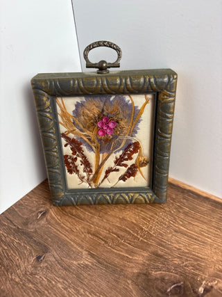 Dried flowers on silk