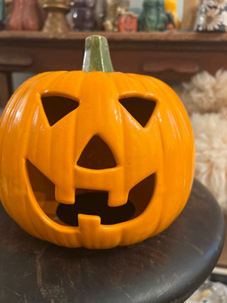 ceramic jack-o’-lantern