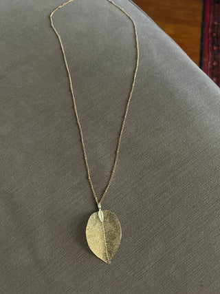 Gold leaf necklace