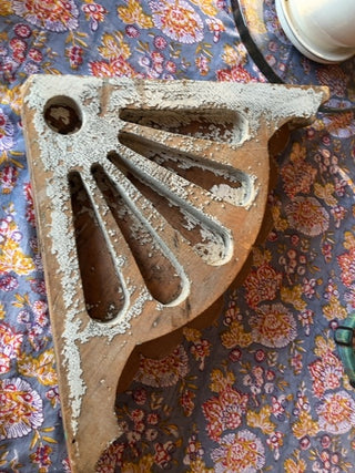 Chippy wooden corbel