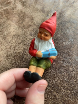 Sitting bisque elf