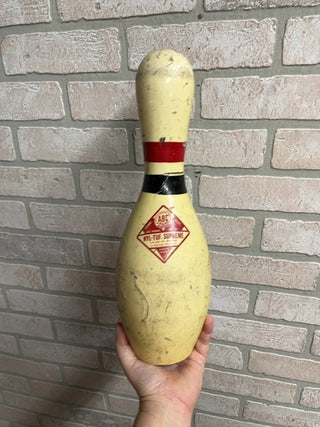 Bowling pin