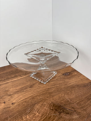 Glass cake stand