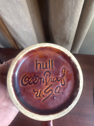 Vintage, Hull pottery coffee mugs ( set of 2 )