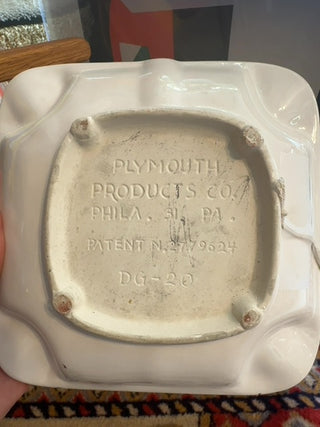 Mcm,Plymouth ceramic ashtray white and gold