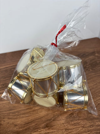 Drums/violin ornaments