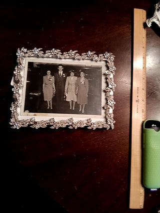 2Svarovski Crystal Frame 6 x 9"