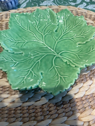 Portuguese olfaire majolica leaf dish